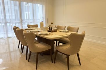 Luxury Home in U-Thant