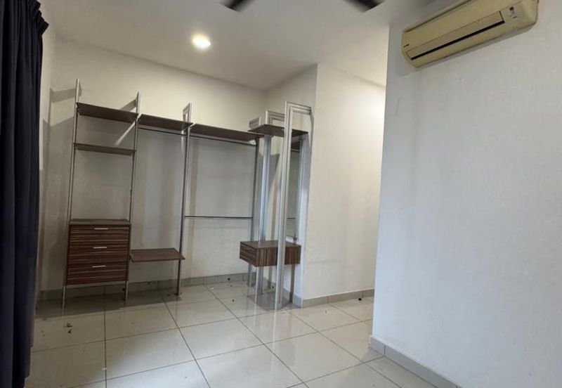 SetiaWalk R3 Solace Service Apartment