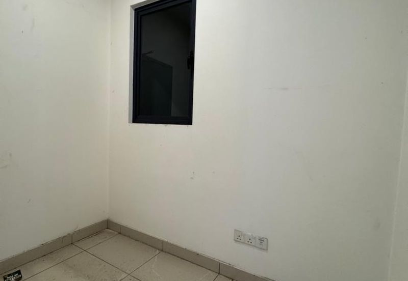 SetiaWalk R3 Solace Service Apartment