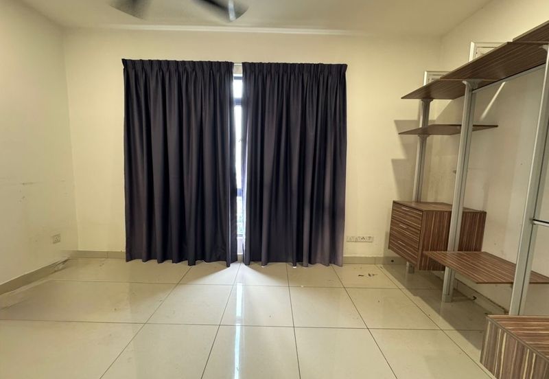 SetiaWalk R3 Solace Service Apartment