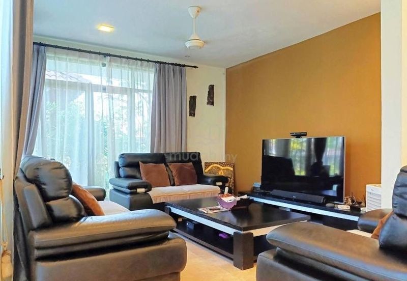 Changkat Kiara Surya