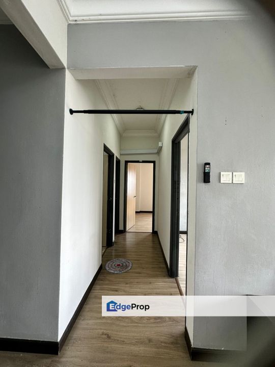 High Floor 3-Bedroom Suria Kip with KLCC View – Partial Furnished, Kuala Lumpur, Kepong