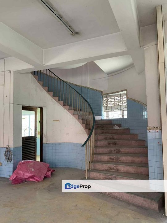 Spacious Bungalow for Rent @ Jalan Kelang Lama, Kuala Lumpur, Jalan Klang Lama (Old Klang Road)
