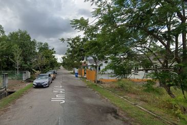 Tanah Corner Lot Taman Ambassador Village Alor Gajah Melaka