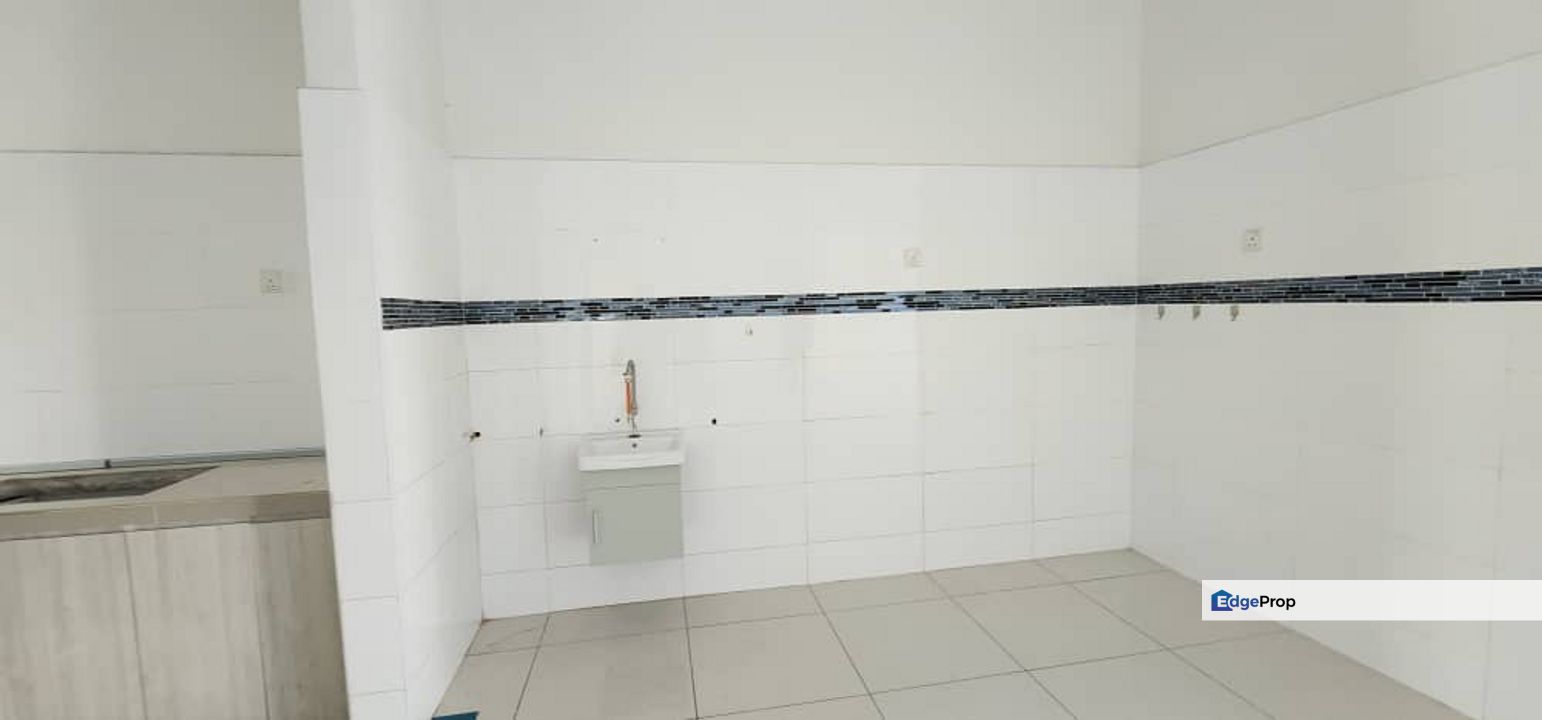 D'Kayangan Seksyen 13, Shah Alam Phase 6 (Marbella) Superlink For Sale, Selangor, Shah Alam