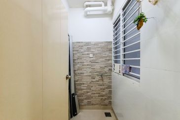 Vista Alam Serviced Apartment