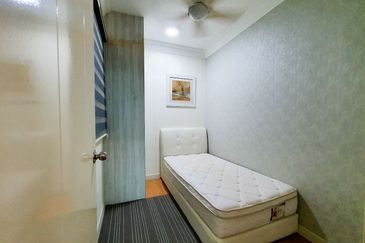 Vista Alam Serviced Apartment