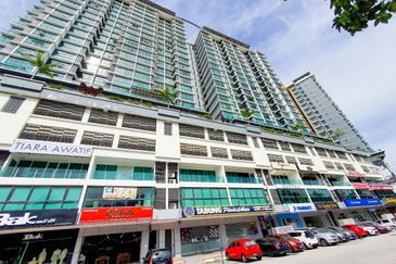 Vista Alam Serviced Apartment