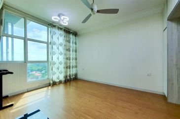 Vista Alam Serviced Apartment