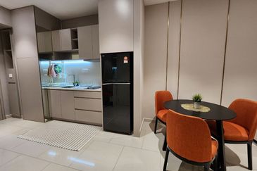 Hill10 Residence @ i-City