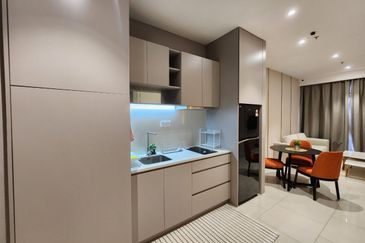 Hill10 Residence @ i-City