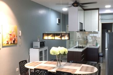 Vista Alam Serviced Apartment