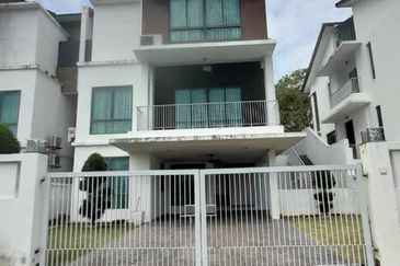 SEREMBAN 2 HEIGHT (LABU)