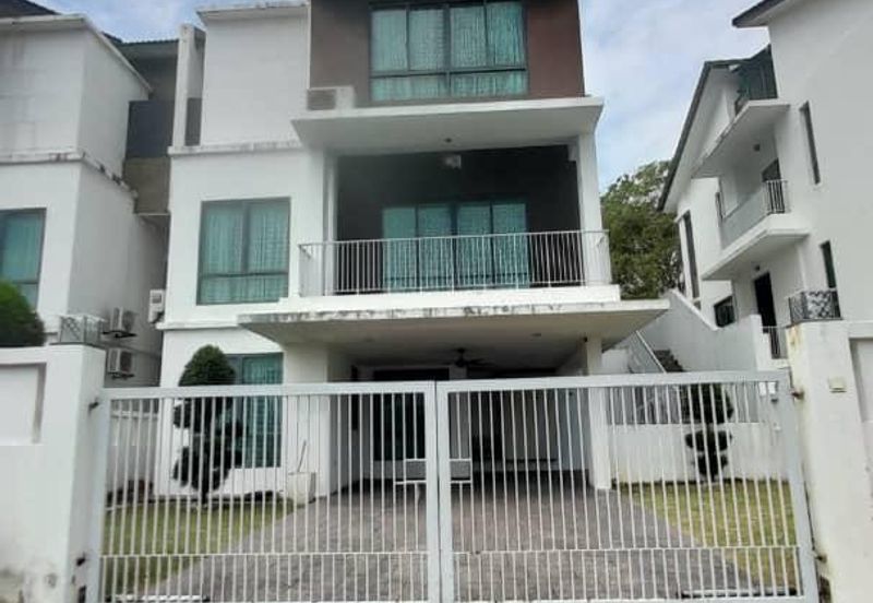 SEREMBAN 2 HEIGHT (LABU)