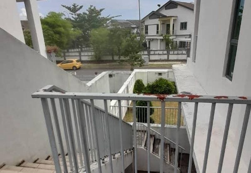 SEREMBAN 2 HEIGHT (LABU)