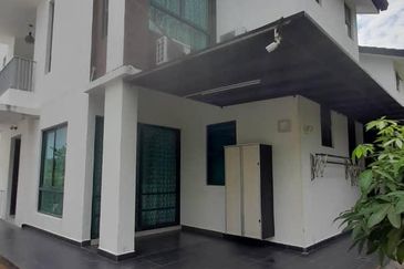 SEREMBAN 2 HEIGHT (LABU)