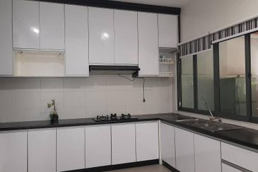 SEREMBAN 2 HEIGHT (LABU)