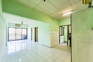 Pangsapuri Perdana, Seksyen 13