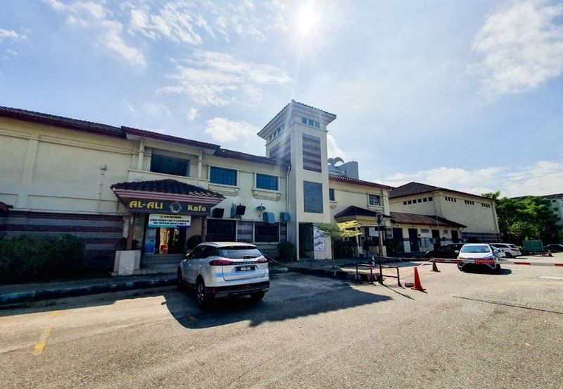 Pangsapuri Perdana, Seksyen 13