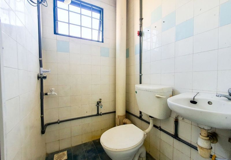 Pangsapuri Perdana, Seksyen 13