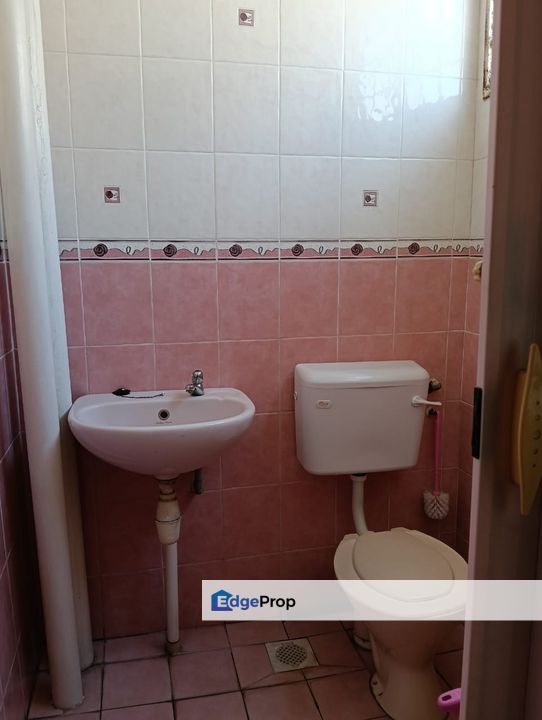 🏡 For Sale – Greenview Apartment, Kepong, Kuala Lumpur, Kepong