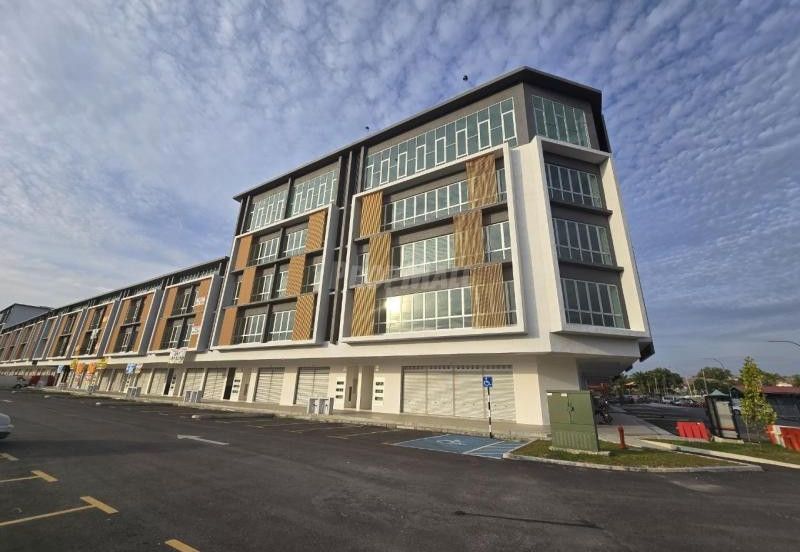 Avenue 3 @Medan Puteri