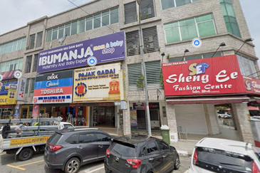 Medan Idaman Business Centre