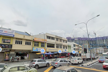 Jalan Yew off Jalan Pasar