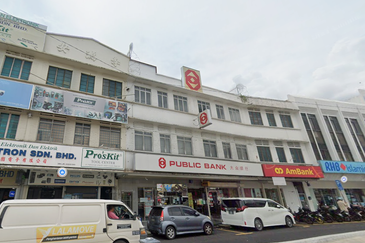 Jalan Yew off Jalan Pasar