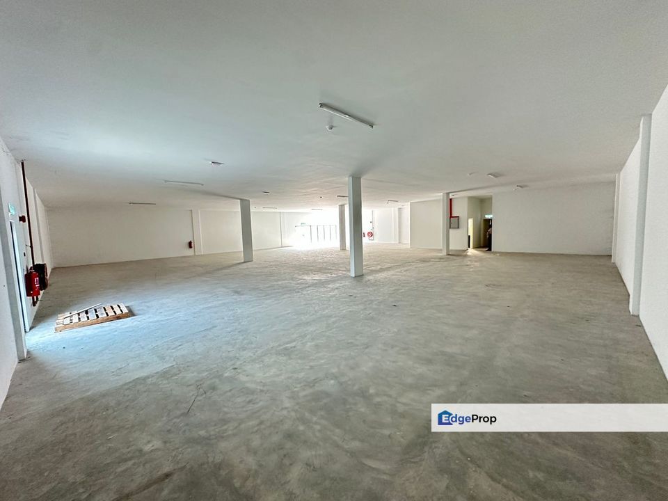 🏢 For Rent – Commercial Land with Building @ Taman Muda, Cheras ✨ Single-Storey Warehouse | Large Land, Kuala Lumpur, Ampang