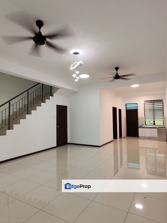 FOR RENT: TERES 2 TINGKAT, TRESNA TRIANDRA, SAUJANA PERDANA SUNGAI BULOH (NZ), Selangor, Sungai Buloh