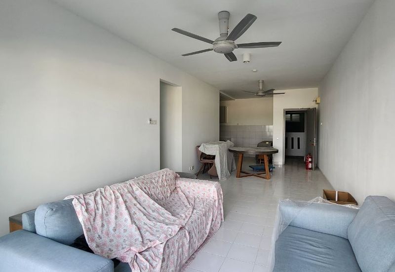 For RENT: Level 3, Idaman Residensi Selangorku,  Cyberjaya (NZ)