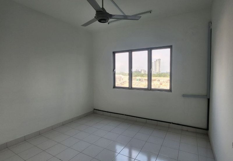 For RENT: Level 3, Idaman Residensi Selangorku,  Cyberjaya -DS