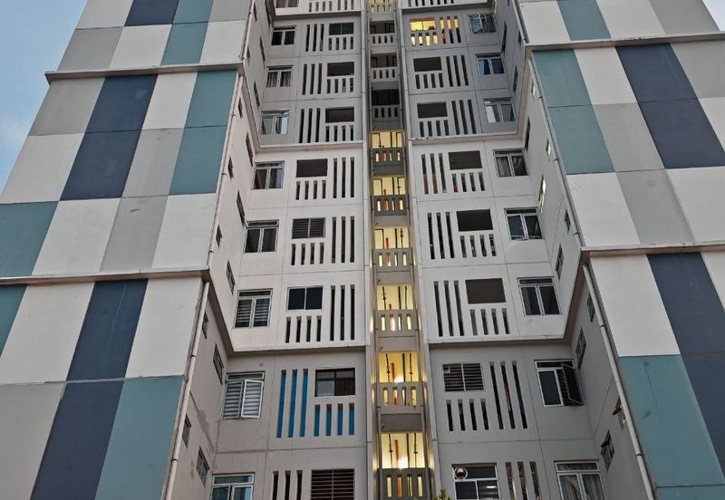 For RENT: Level 3, Idaman Residensi Selangorku,  Cyberjaya -DS