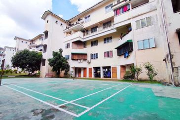 FOR SALE : D'Puncak Suasana Apartment, Bandar Tun Hussein Onn Cheras - DS
