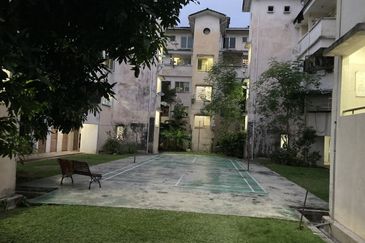 FOR SALE : D'Puncak Suasana Apartment, Bandar Tun Hussein Onn Cheras - DS