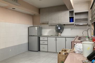 FOR SALE : D'Puncak Suasana Apartment, Bandar Tun Hussein Onn Cheras - DS