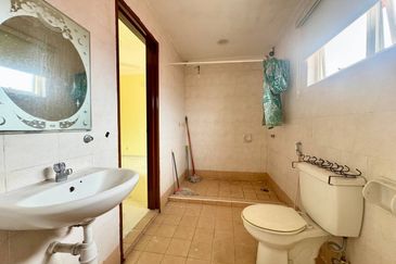 FOR SALE : 3.5 Storey Terrace House Superlink Bukit Wangsamas , Wangsa Maju KL - DS