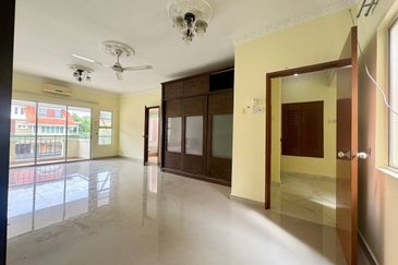 FOR SALE : 3.5 Storey Terrace House Superlink Bukit Wangsamas , Wangsa Maju KL - DS