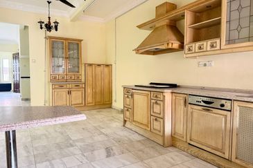 FOR SALE : 3.5 Storey Terrace House Superlink Bukit Wangsamas , Wangsa Maju KL - DS