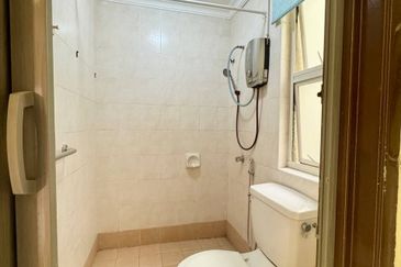 FOR SALE : 3.5 Storey Terrace House Superlink Bukit Wangsamas , Wangsa Maju KL - DS