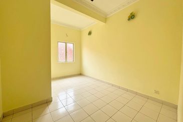 FOR SALE : 3.5 Storey Terrace House Superlink Bukit Wangsamas , Wangsa Maju KL - DS