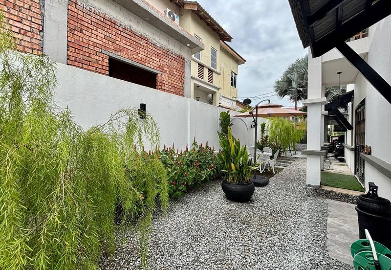 Taman Seroja, Bandar Baru Salak Tinggi