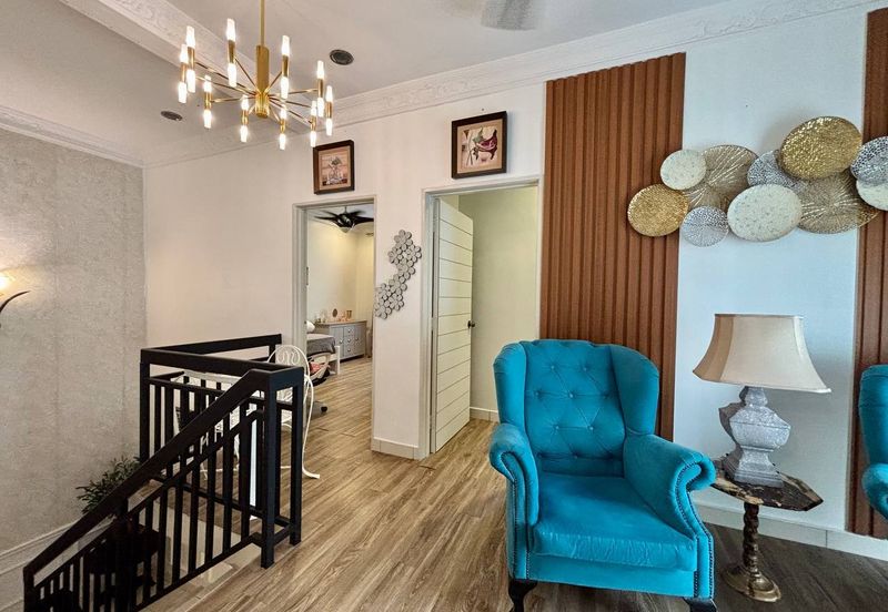 Taman Seroja, Bandar Baru Salak Tinggi