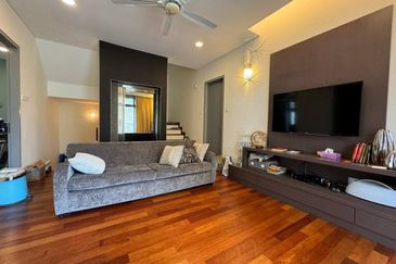 DANAU MUTIARA PRESINT 16 PUTRAJAYA 2.5 STOREY BUNGALOW FOR SALE LOCK STOCK AND BARREL WITH LIFT 