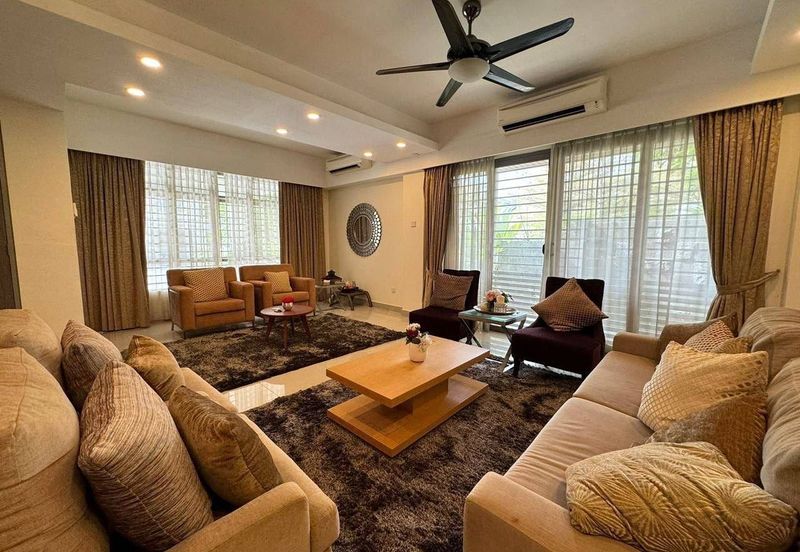 DANAU MUTIARA PRESINT 16 PUTRAJAYA 2.5 STOREY BUNGALOW FOR SALE LOCK STOCK AND BARREL WITH LIFT 