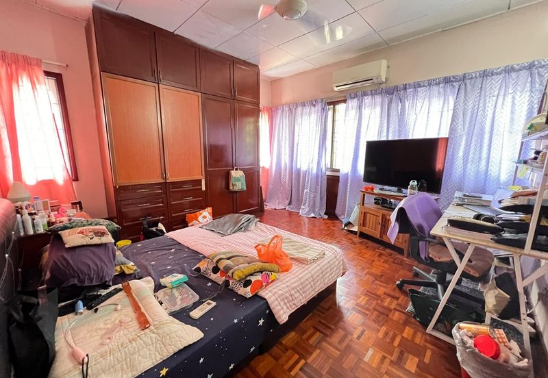 Seksyen 2, Shah Alam