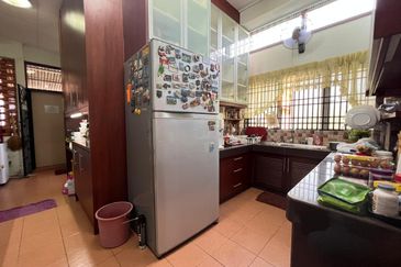 Seksyen 2, Shah Alam