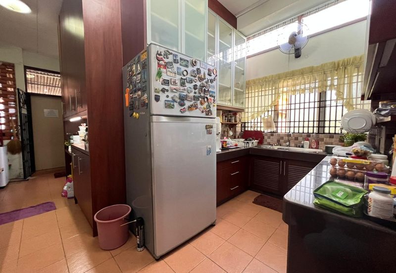 Seksyen 2, Shah Alam