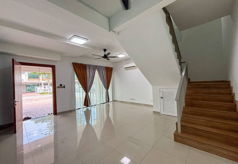 CERIA RESIDENCES CYBERJAYA DOUBLE STOREY TERRACE FOR SALE 